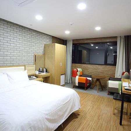 Diamond Tourist Hotel Incheon Bagian luar foto