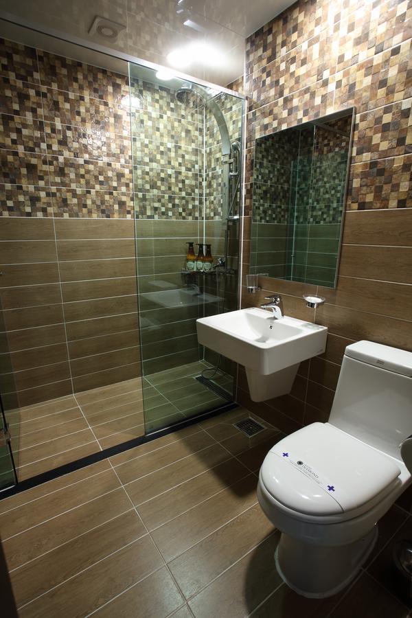Diamond Tourist Hotel Incheon Bagian luar foto