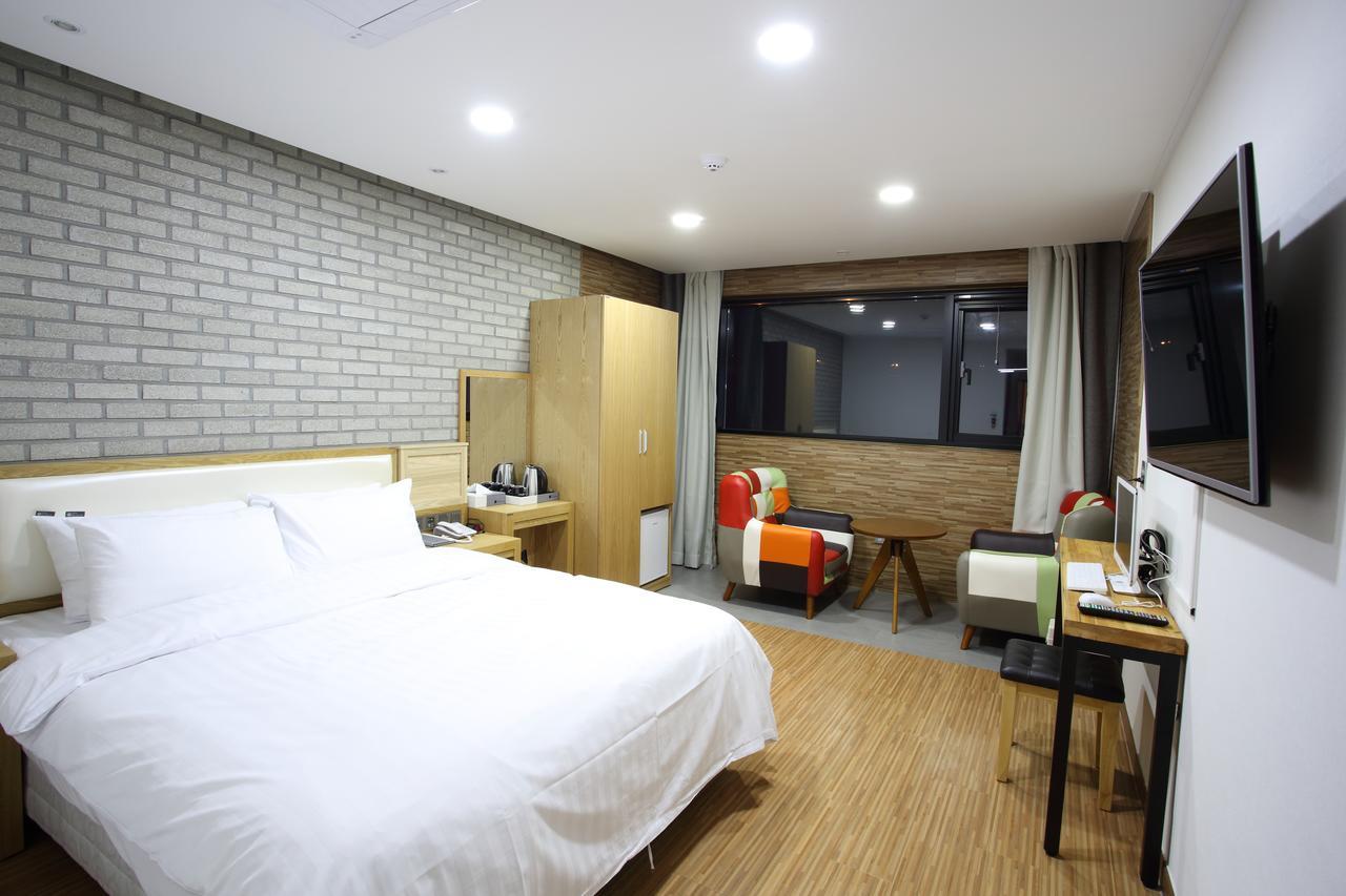 Diamond Tourist Hotel Incheon Bagian luar foto